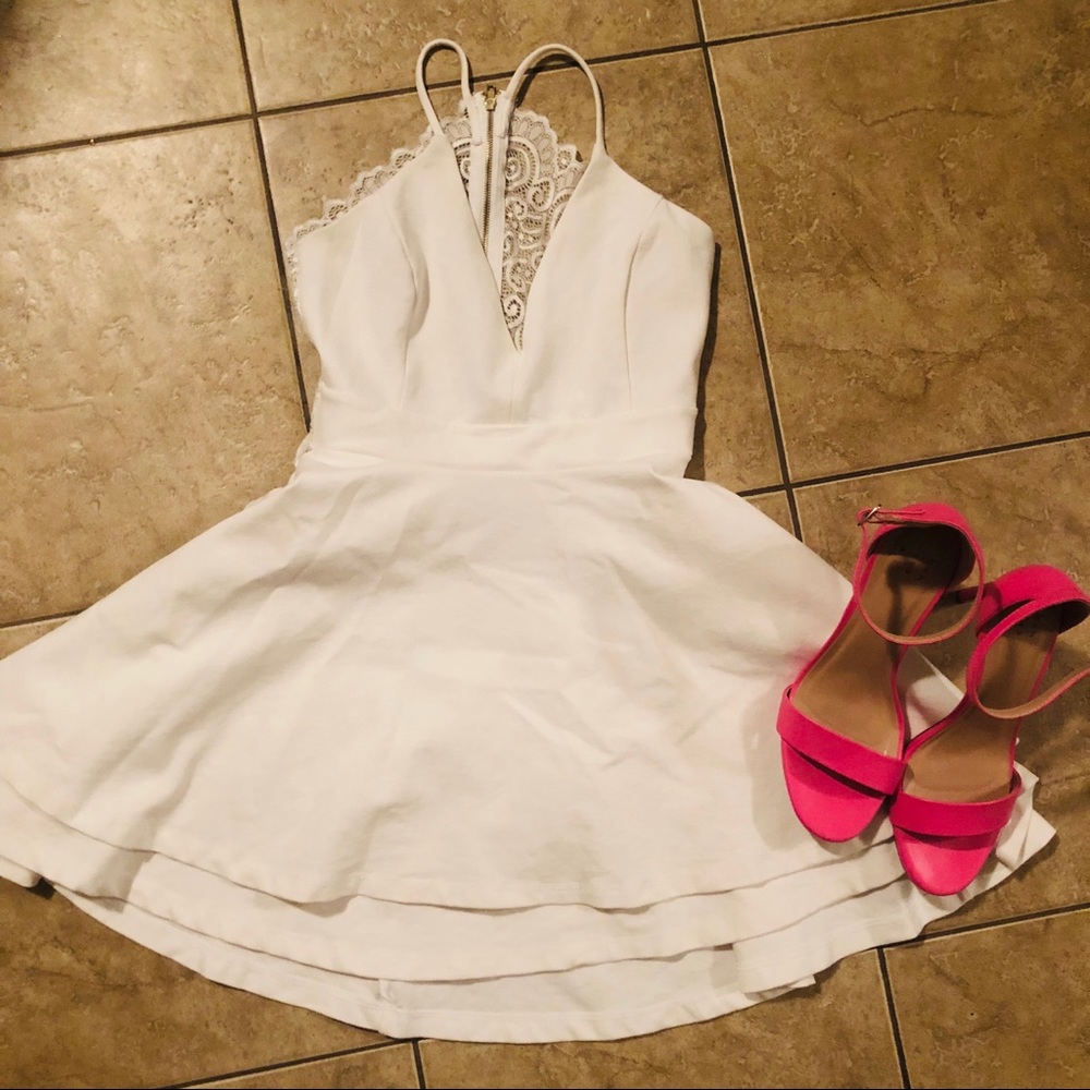 Windsor white dress see thru back small